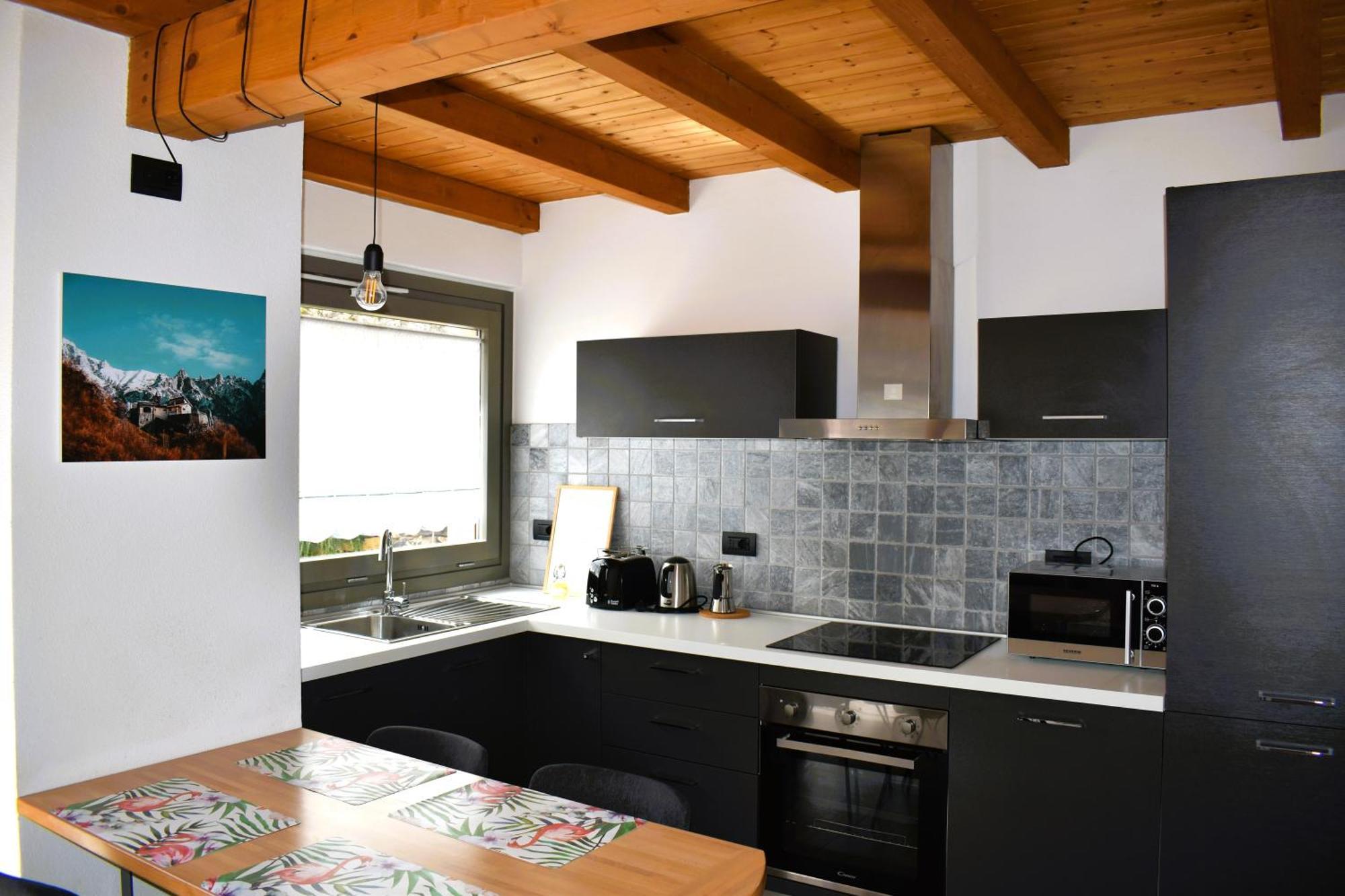 Our Happy Place - Casa Vacanze Per Il Viaggiatore Slow Манделло-дель-Ларіо Екстер'єр фото